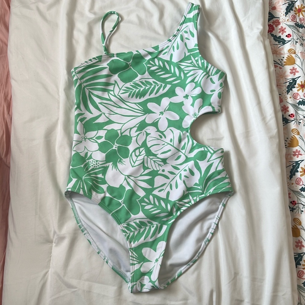 Abercrombie kids. Green and white one piece